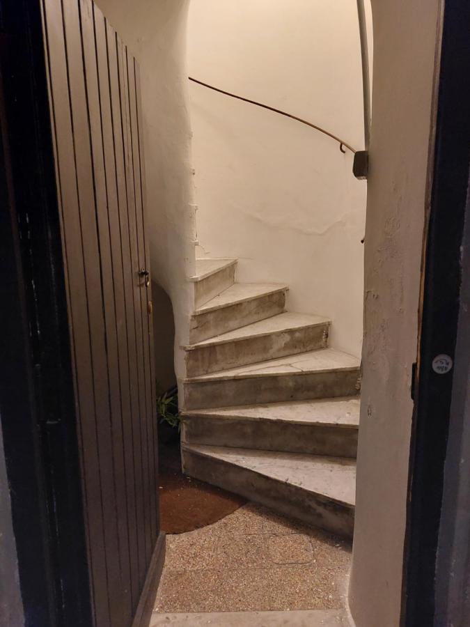 Studio Apartment In Neapolitan Castle Int 28 Eksteriør billede